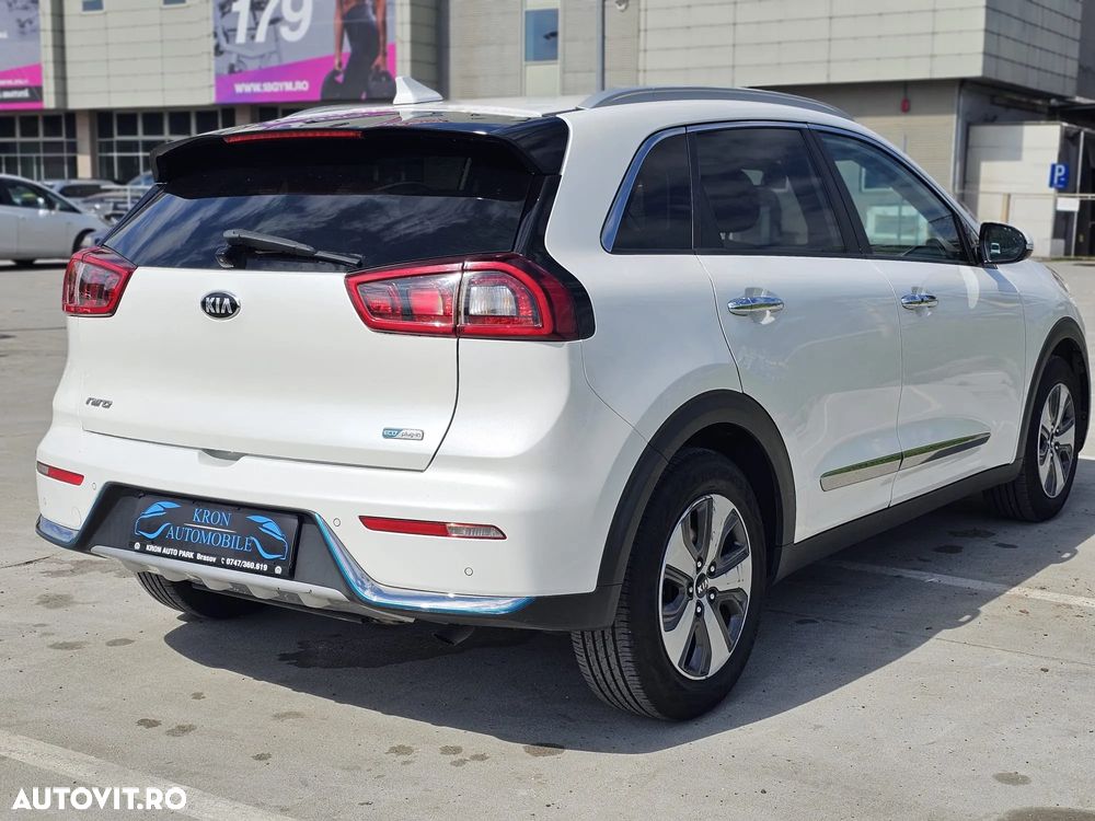 Kia Niro 1.6 GDI PHEV 2WD Aut. Edition 7 - 16
