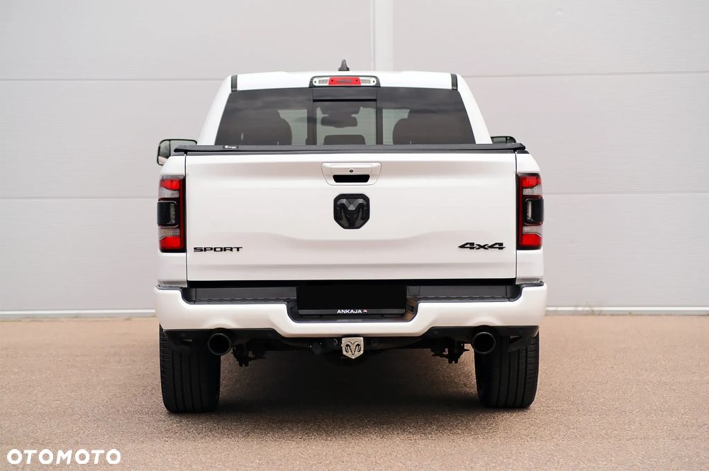 RAM 1500 5.7 Crew Cab Shortbed Laramie Sport - 14