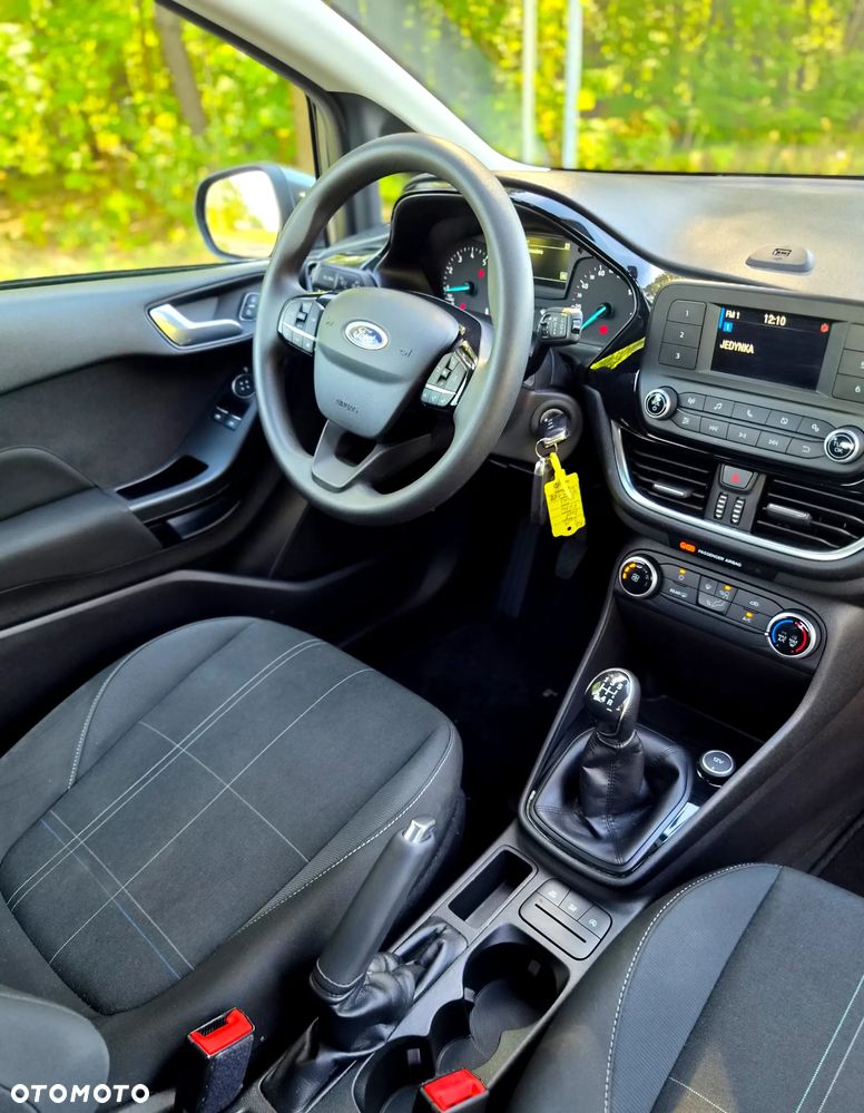 Ford Fiesta 1.1 Trend - 4