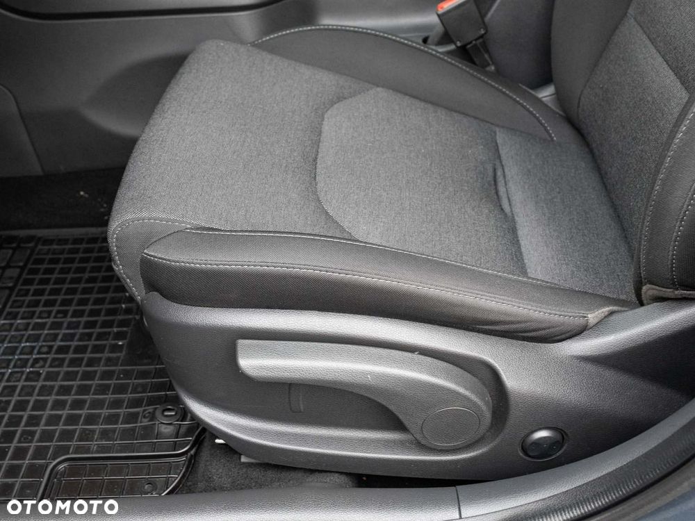 Hyundai i30 1.5 DPI Comfort - 11