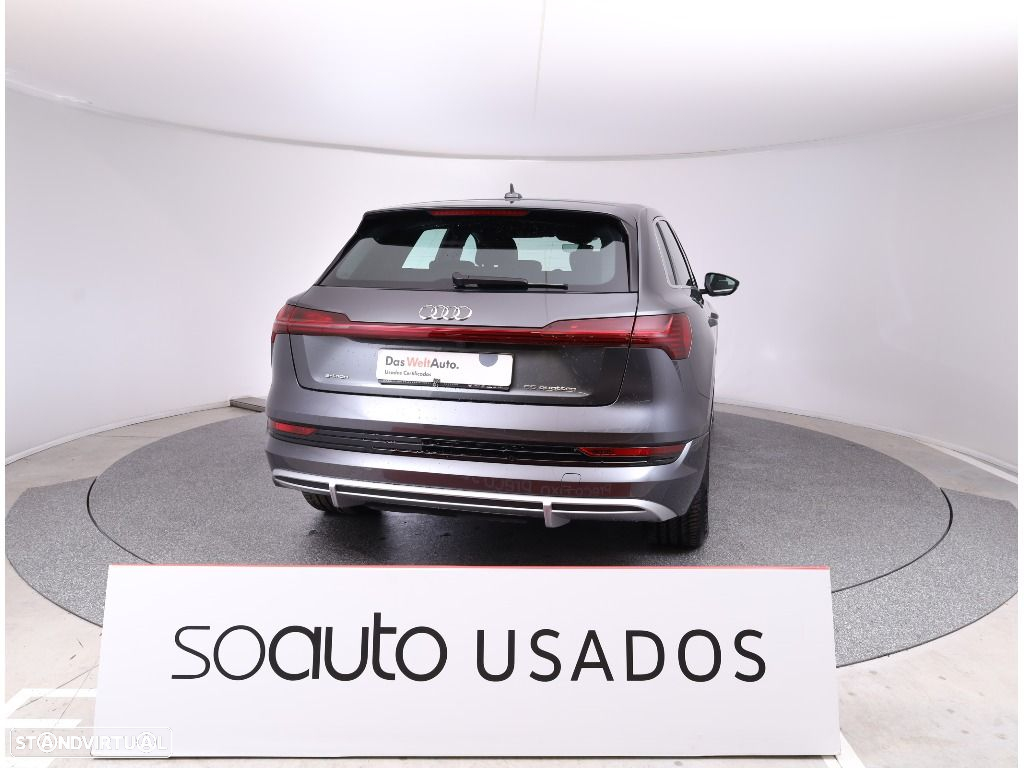 Audi e-tron 55 quattro S line - 12