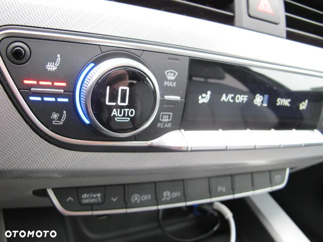 Audi A4 45 TFSI quattro S tronic S line - 17