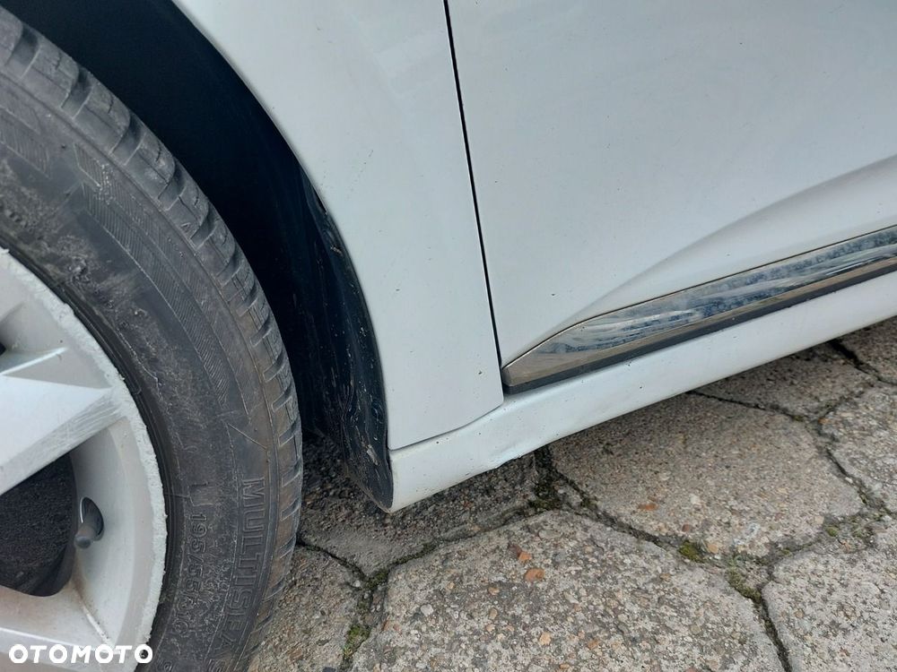 Renault Clio - 6