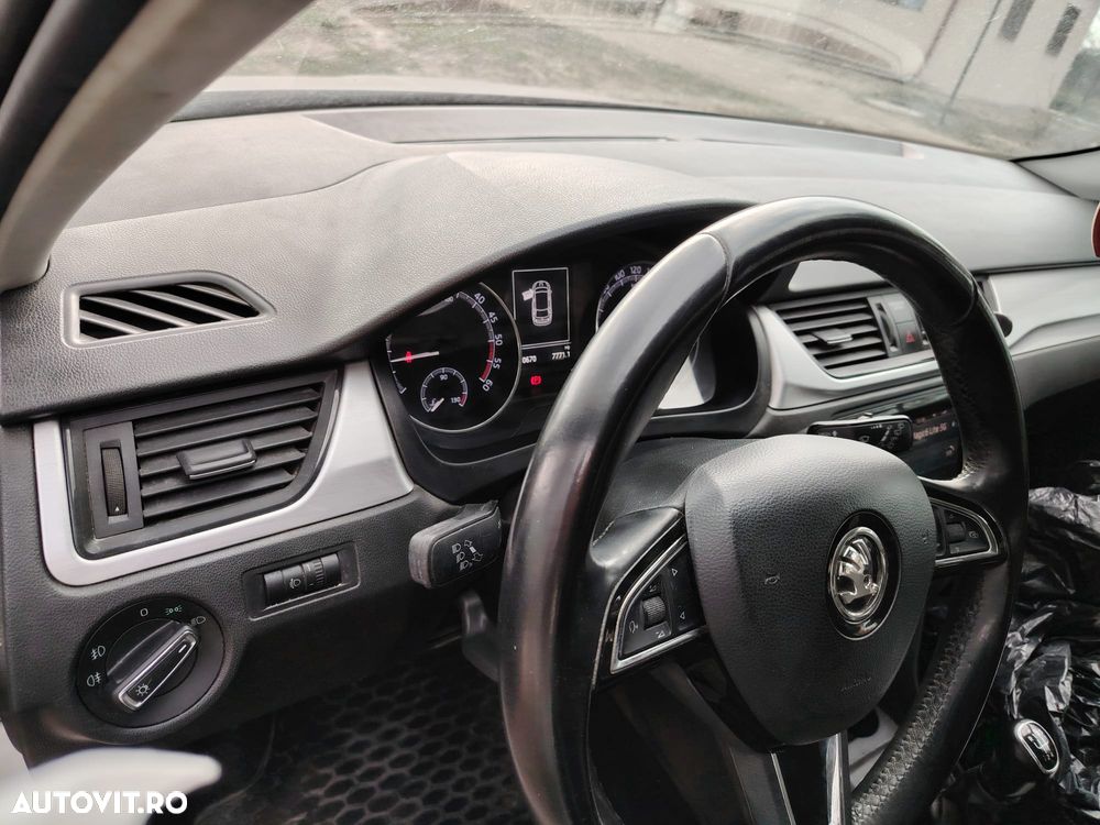 Skoda RAPID 1.4 TDI Active - 4