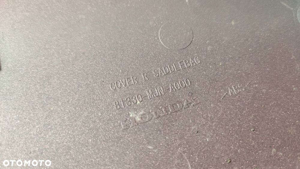 EU POKRYWA OSŁONA KUFRA PRAWA HONDA CTX 1300 - 4