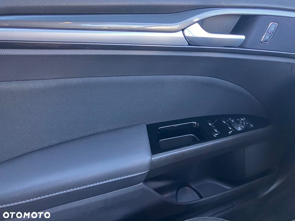Ford Mondeo 1.5 EcoBoost Trend - 13