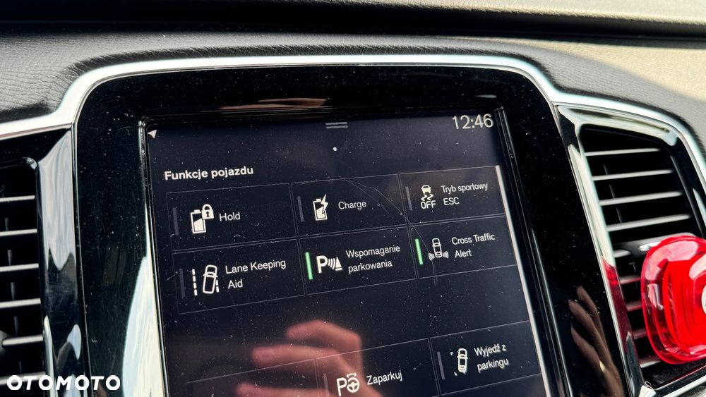 Volvo XC 90 T8 AWD Plug-In Hybrid R-Design 7os - 23