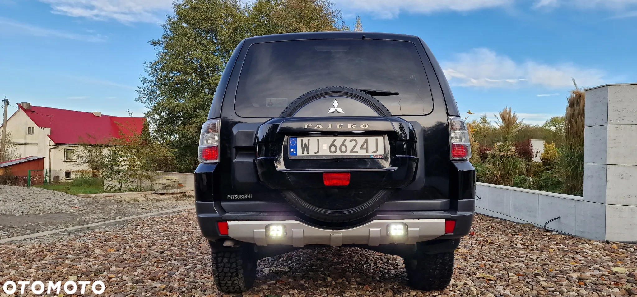 Mitsubishi Pajero 3.2 DID Intense + - 10