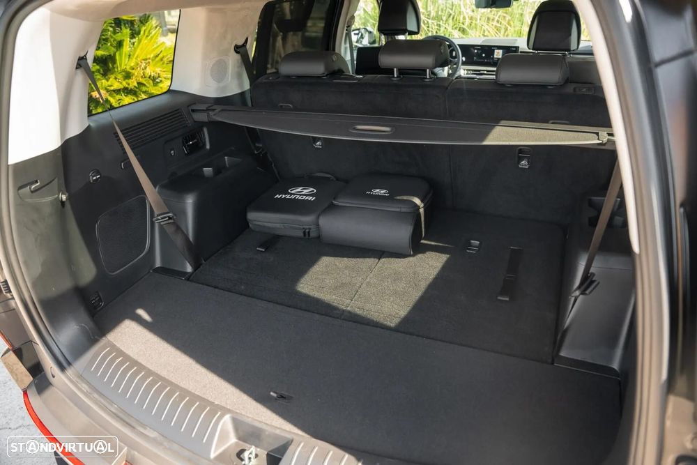 Hyundai Santa Fe 1.6 Plugin-Hybrid 4WD 7L Signature - 39