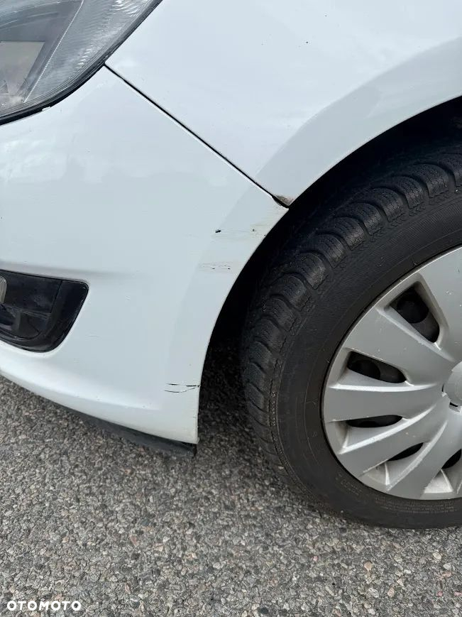 Opel Astra III 1.6 - 12