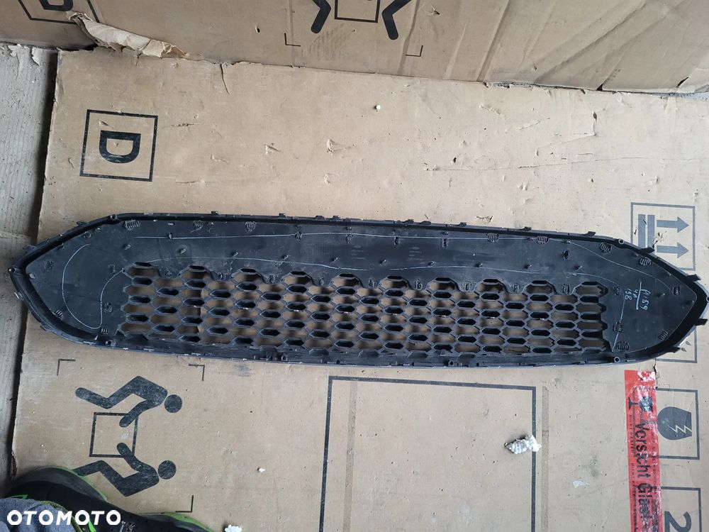 Grill Atrapa FORD KA +LIFT  J7BB-7081-D - 5