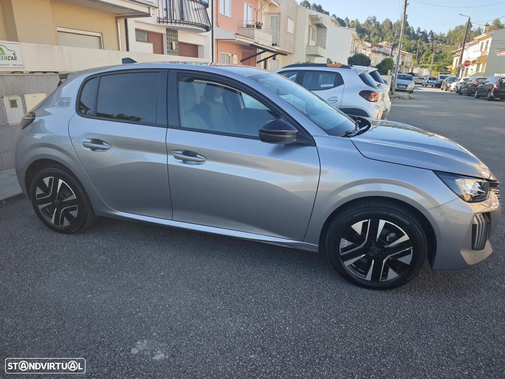 Peugeot e-208 Allure - 7