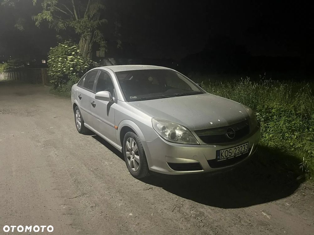 Opel Vectra 1.9 CDTI Essentia - 1