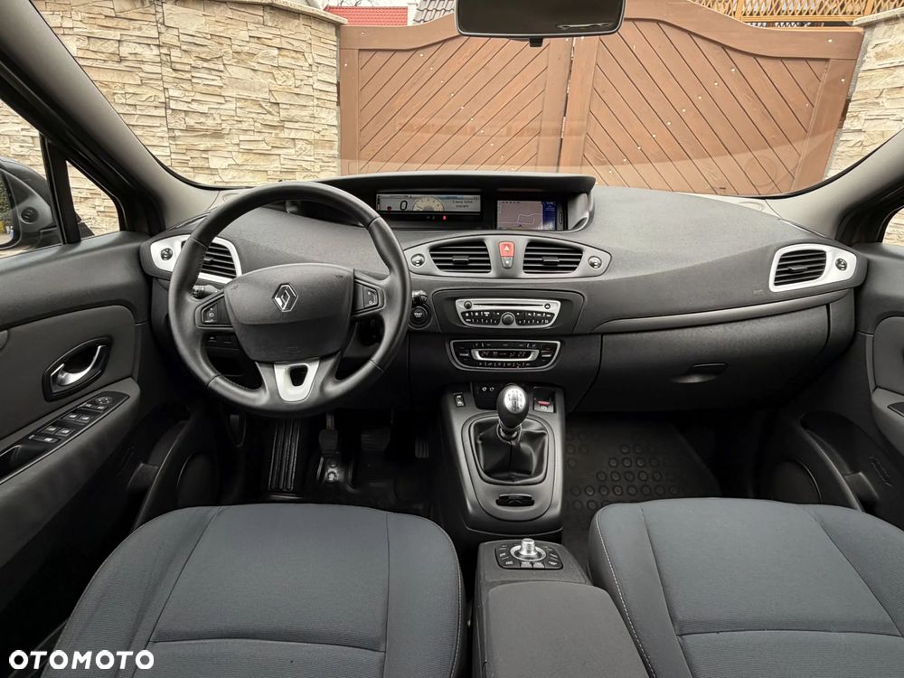 Renault Scenic 1.9 dCi Tech Run - 9