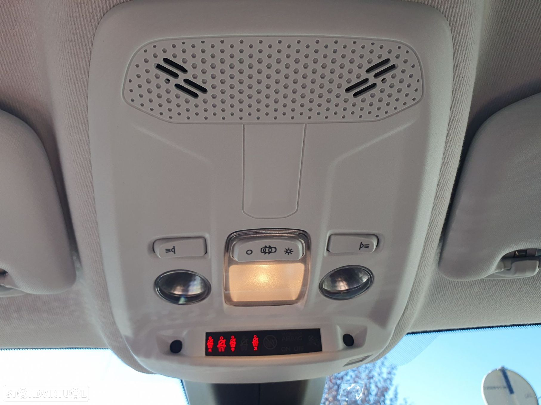 Peugeot 208 1.2 PureTech Active Pack - 19