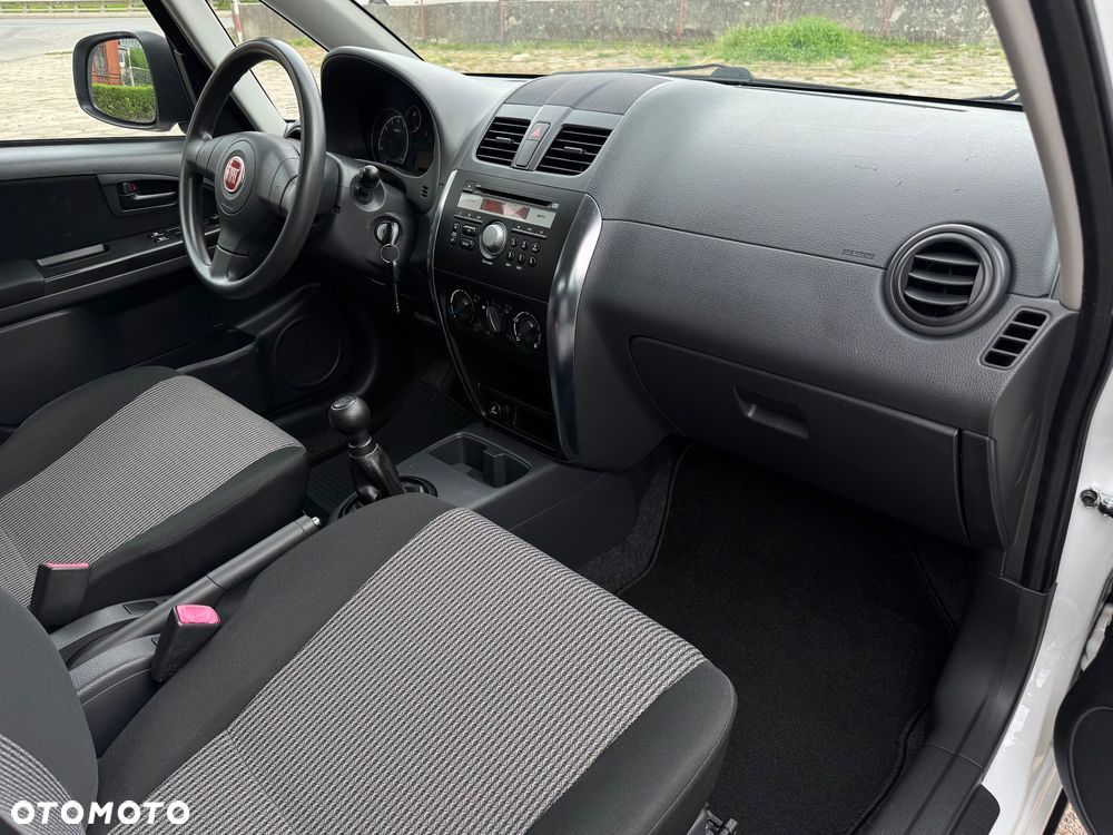 Fiat Sedici 1.6 16V 4x4 Emotion - 9