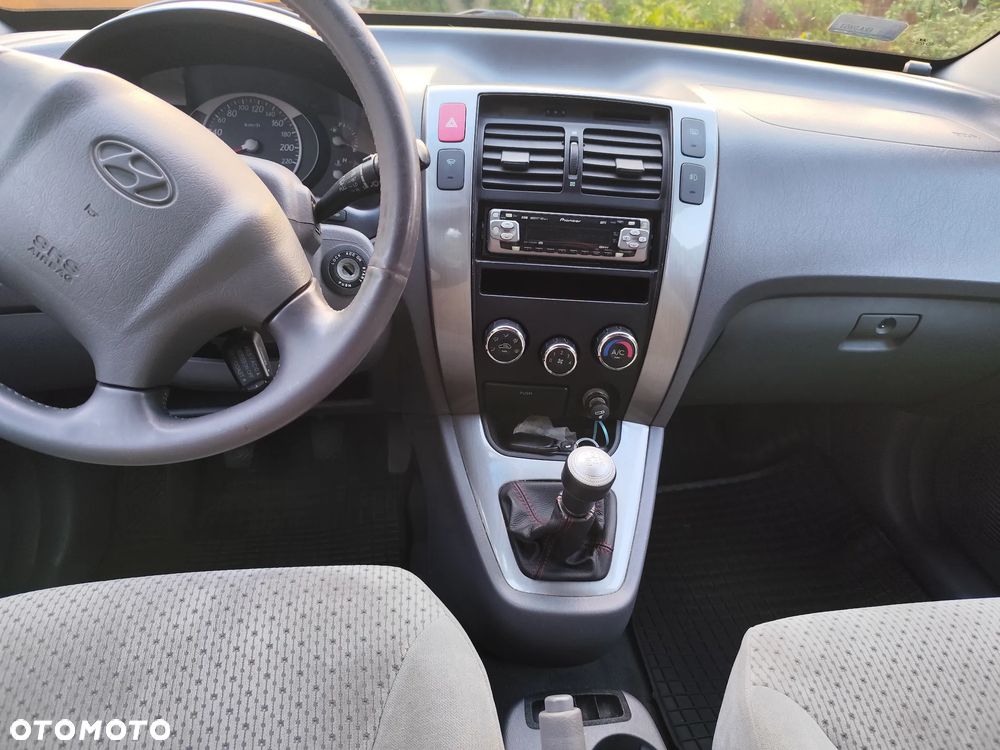 Hyundai Tucson - 4
