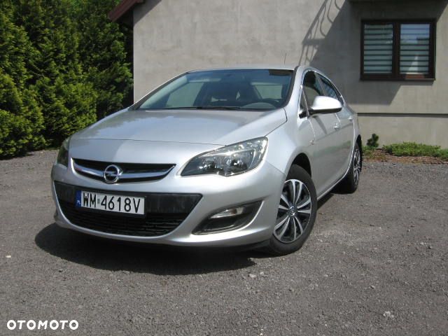 Opel Astra 1.6 Active EU6 - 9