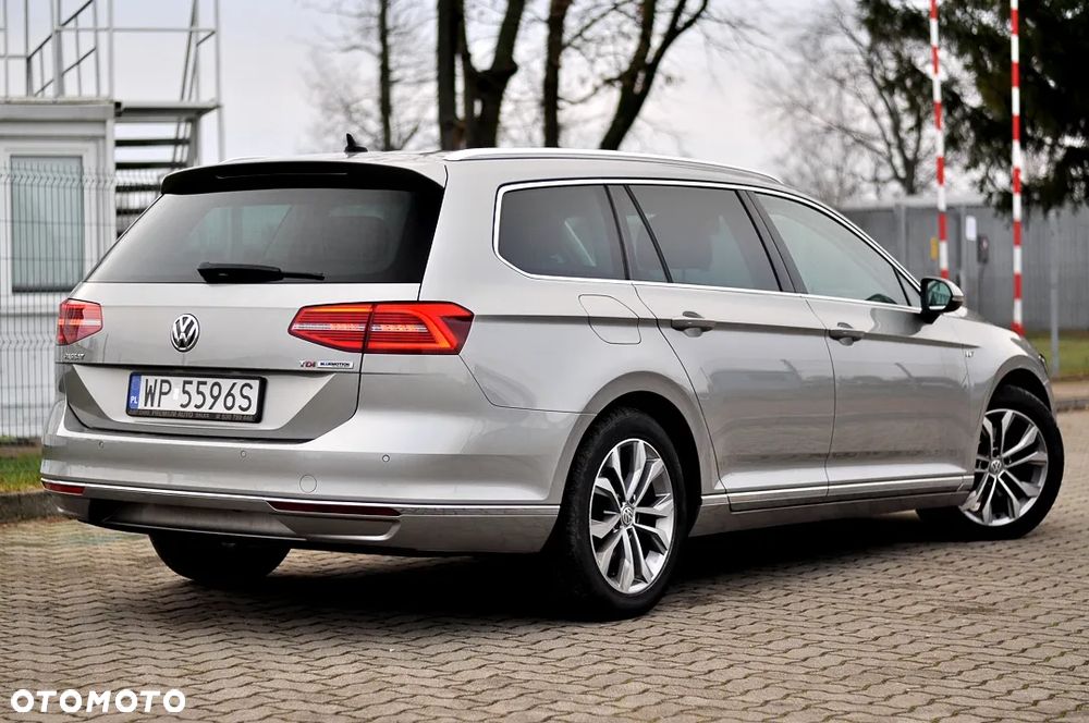 Volkswagen Passat - 4