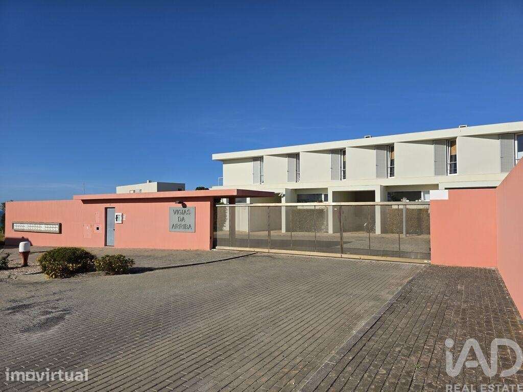Moradia em banda em A dos Cunhados e Maceira de 143 m2 - Grande imagem: 3/37