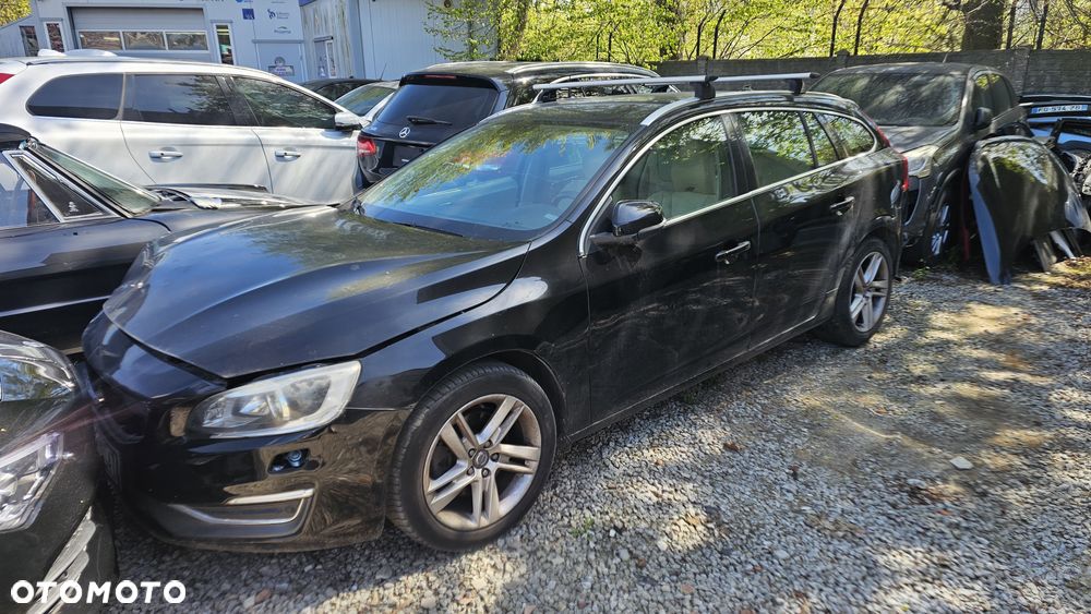 Volvo V60 D4 Geartronic Summum - 1