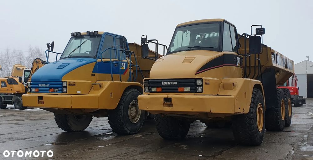 Caterpillar 730 - 10