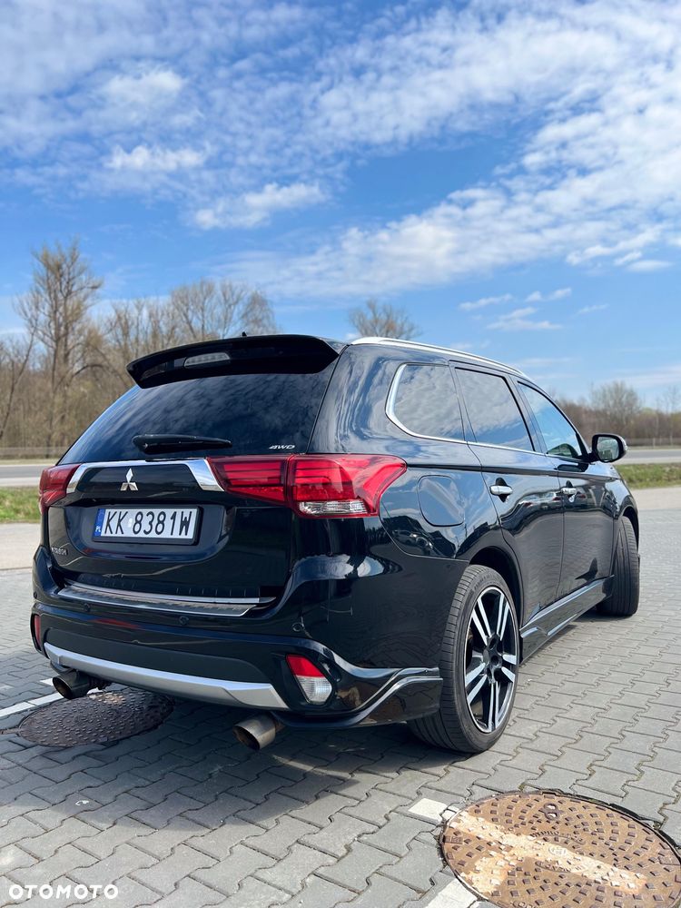 Mitsubishi Outlander Intense + - 5