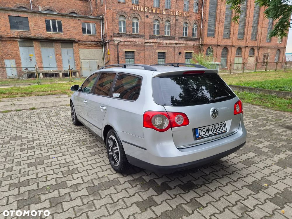 Volkswagen Passat 1.9 TDI DPF Comfortline - 12