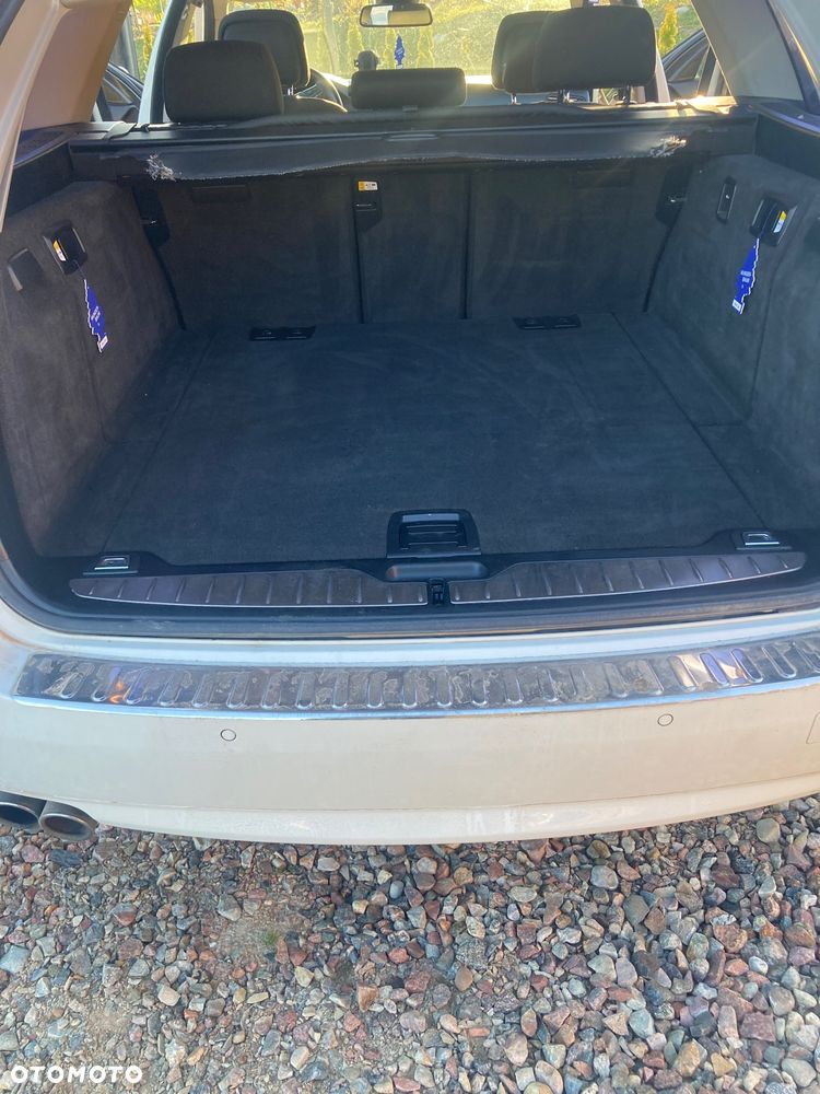 BMW Seria 5 523i Touring Sport-Aut - 13