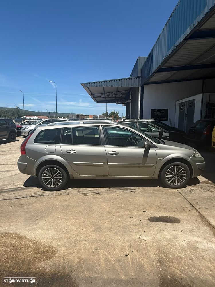 Renault Mégane Break 1.5 dCi Dynamique S - 3