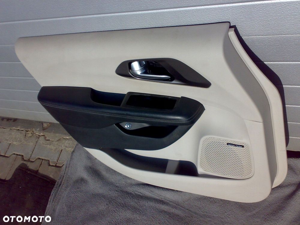 chrysler pacifica 2017 2021 tapicerka boczek drzwi p.l limited - 2