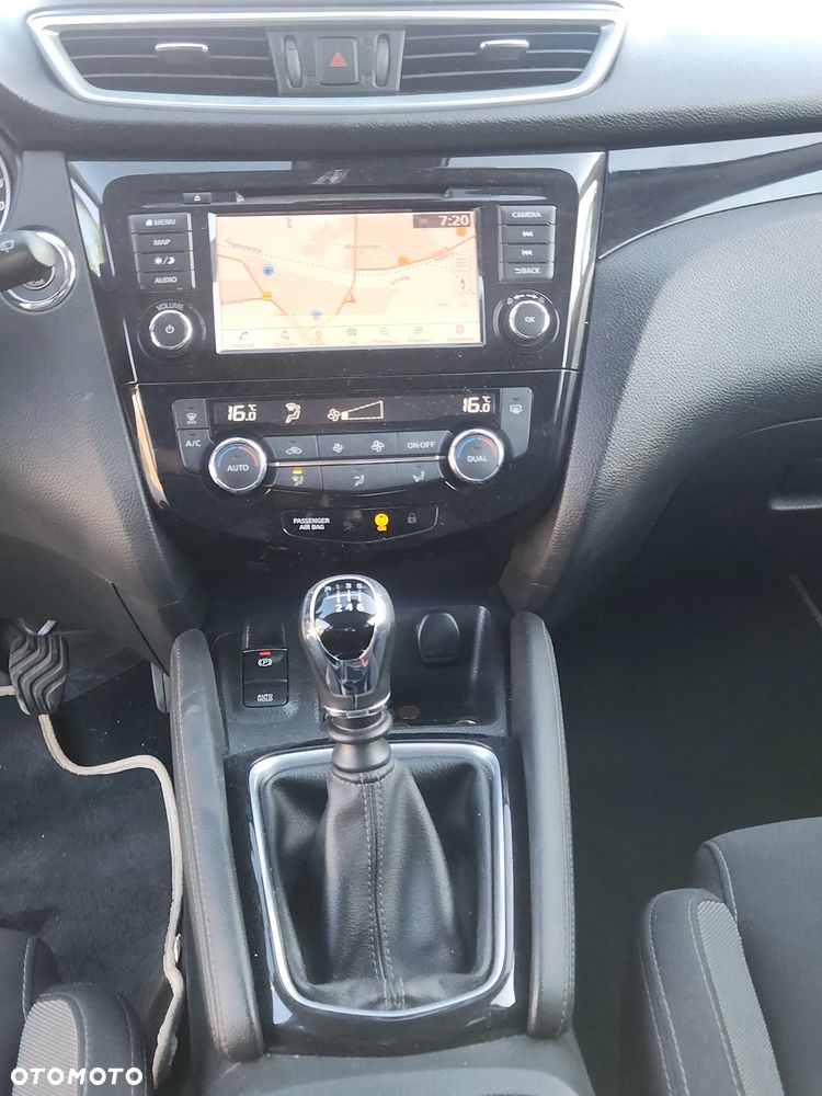 Nissan Qashqai 1.3 DIG-T ZAMA - 12
