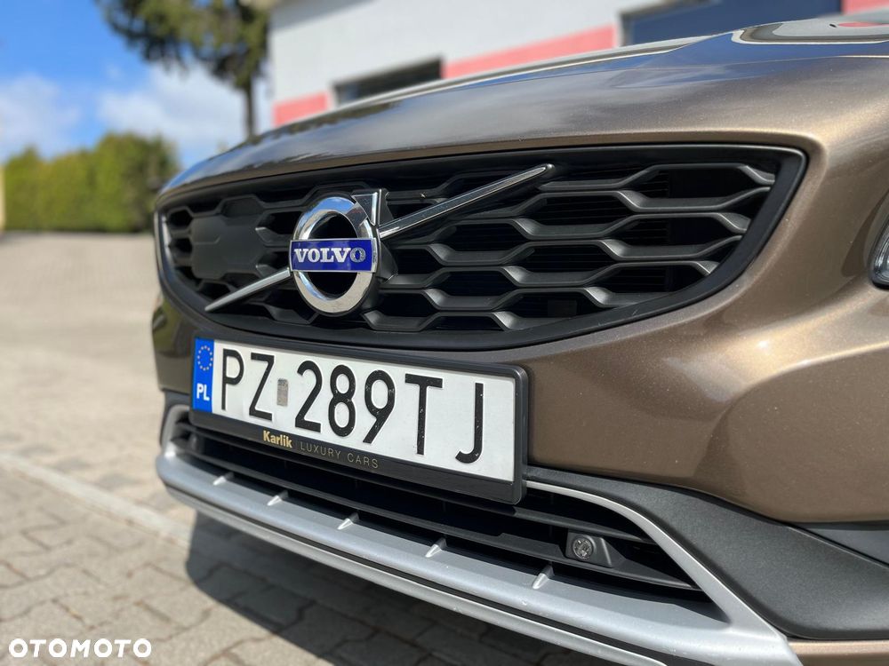 Volvo V60 Cross Country T5 AWD Summum - 18