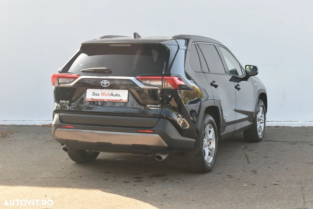Toyota RAV4 - 4