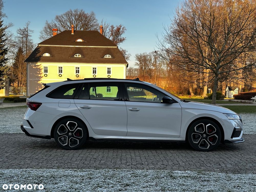 Skoda Octavia 2.0 TSI RS Challenge 245 DSG - 3