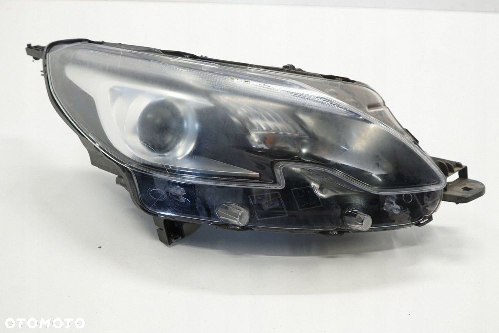 PEUGEOT 2008 I LIFT 16R LAMPA LEWY PRZÓD PRZEDNIA EUROPA 9814739580