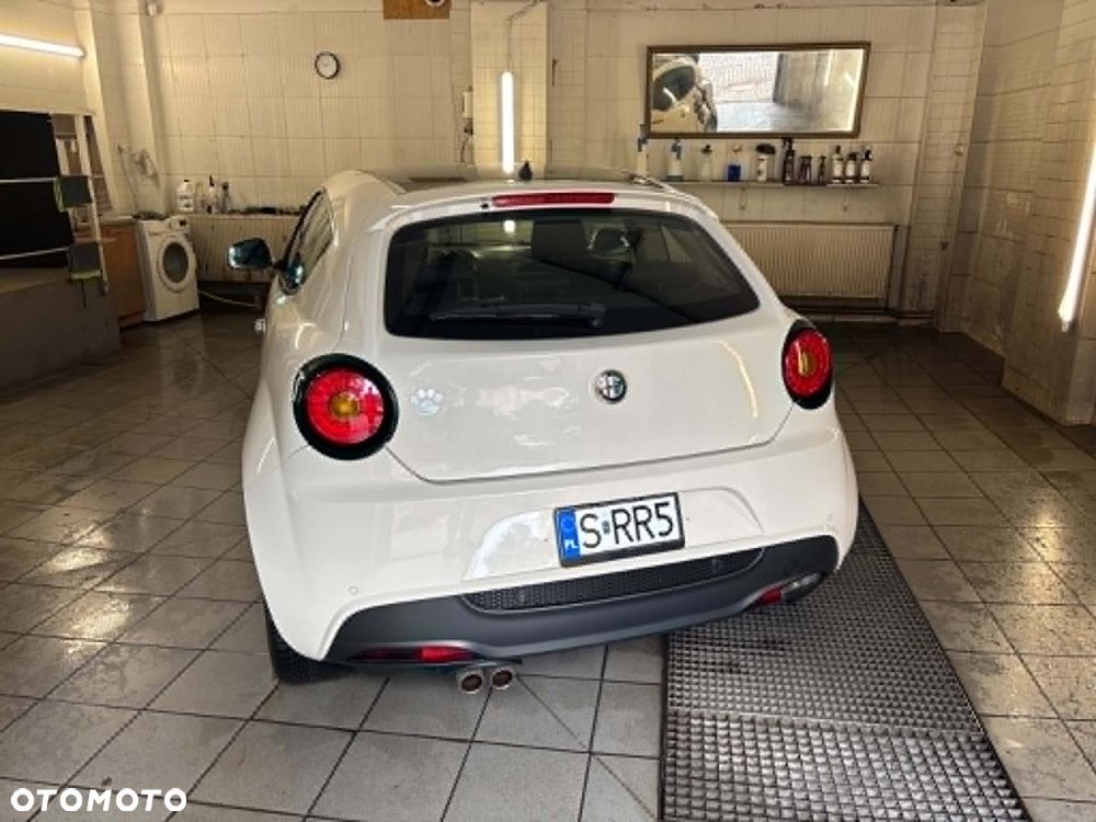 Alfa Romeo Mito 1.4 TB Distinctive - 10