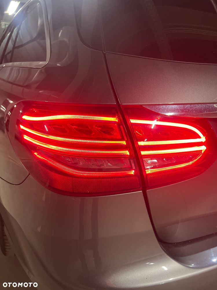 Mercedes-Benz Klasa C 220 d 4Matic 9G-TRONIC Avantgarde - 14