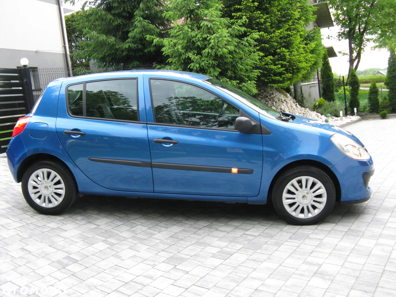 Peugeot 207 1.4 16V Trendy - 21