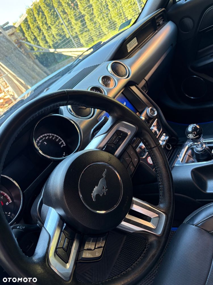 Ford Mustang 5.0 V8 GT - 9