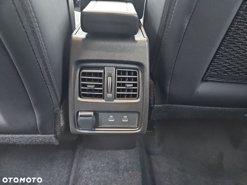 Renault Captur - 24