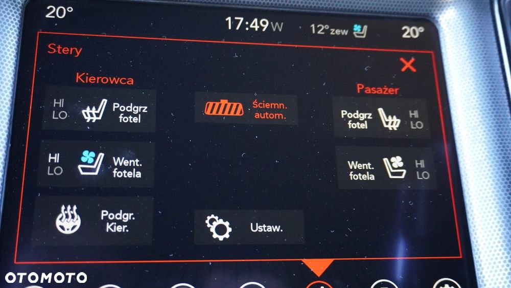 Dodge Challenger - 24