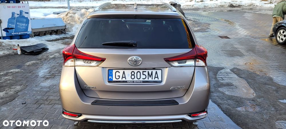 Toyota Auris 1.6 Premium Comfort - 7
