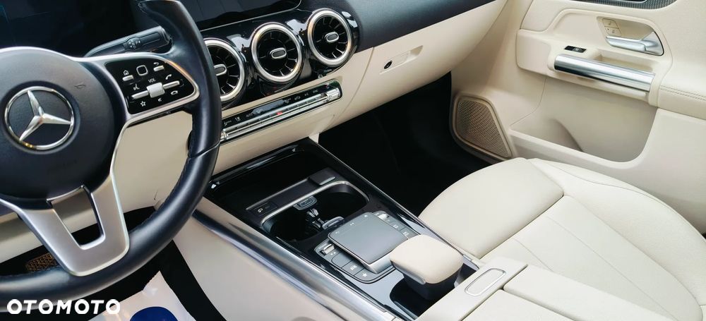 Mercedes-Benz GLA 250 4-Matic Style - 29