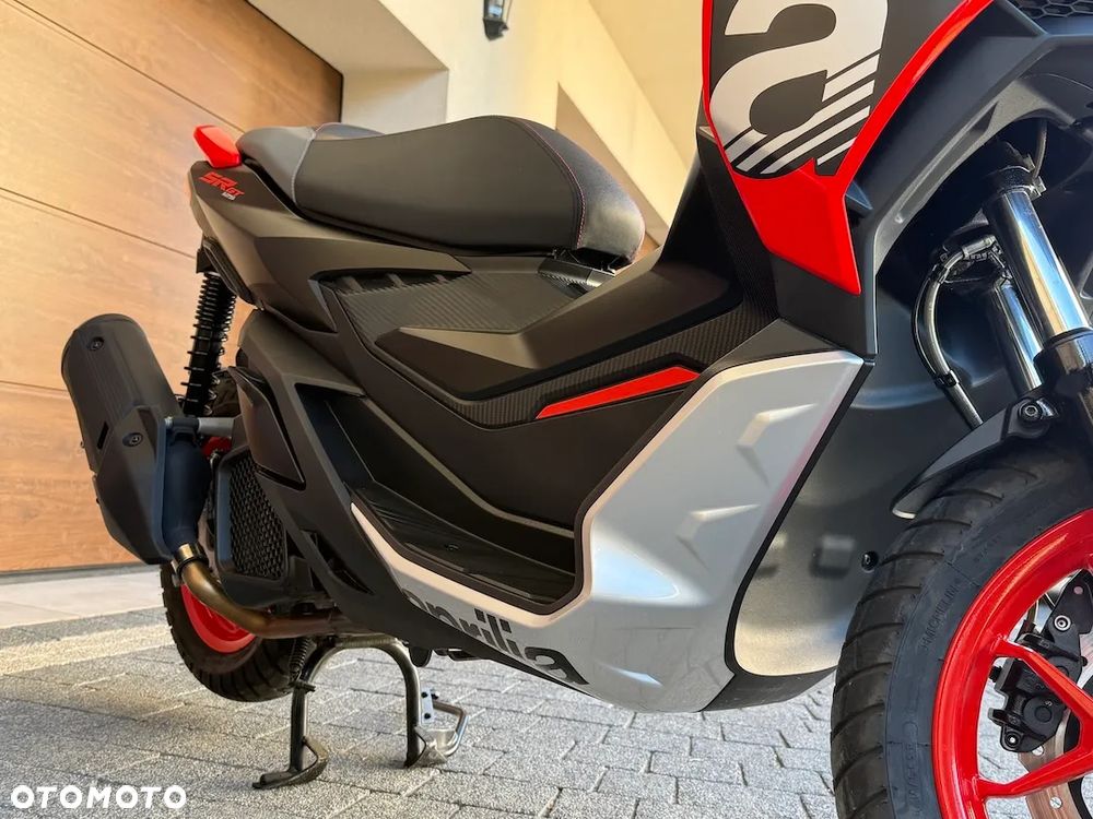 Aprilia SR - 6