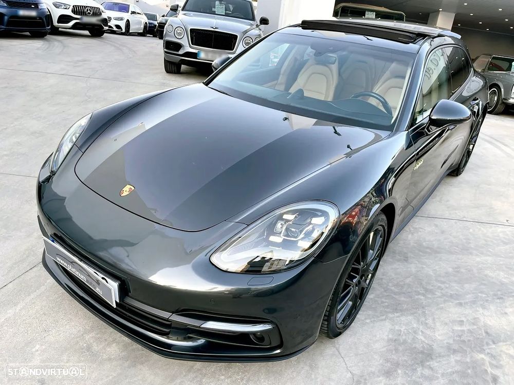 Porsche Panamera Sport Turismo 4 E-Hybrid Edition 10 Anos - 61