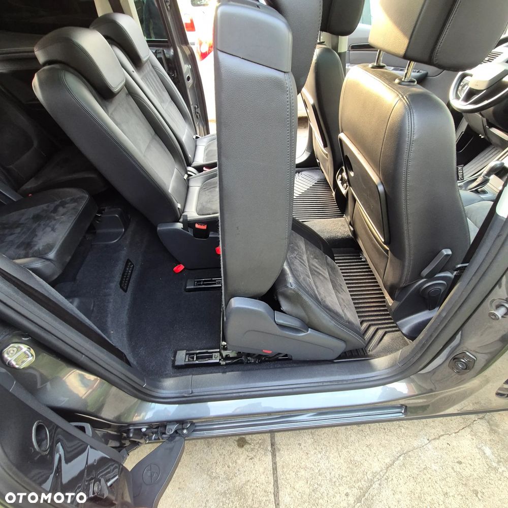 Seat Alhambra 2017