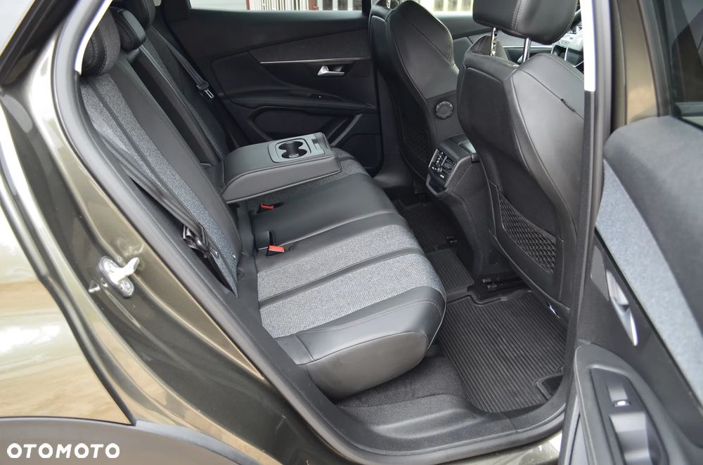Peugeot 3008 BlueHDi 130 Stop & Start EAT8 Allure - 33