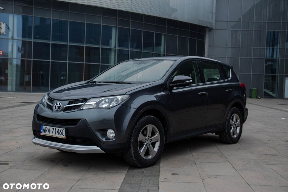 Toyota RAV4 2.0 D-4D Active - 1