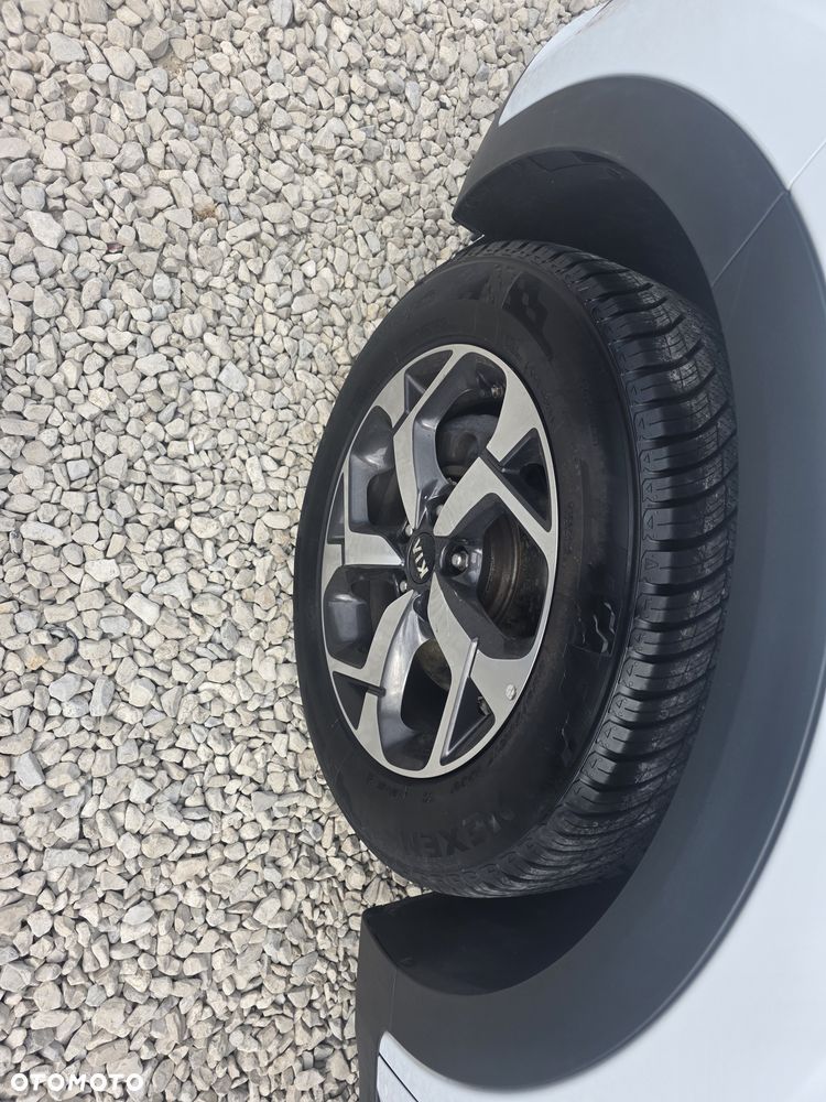 Kia Sportage 1.6 T-GDI 2WD VISION - 16